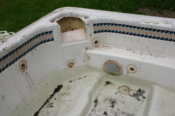 Hot Tub Removal in Grand Prairie